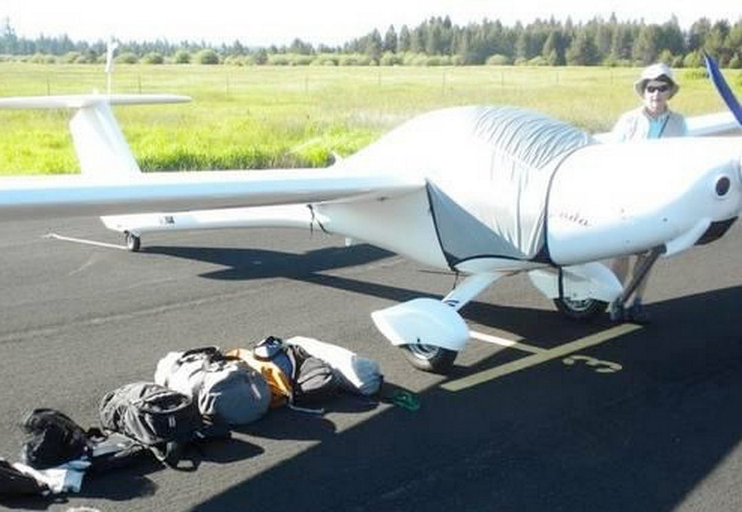 Distar Sundancer Travel Weight Canopy Cover