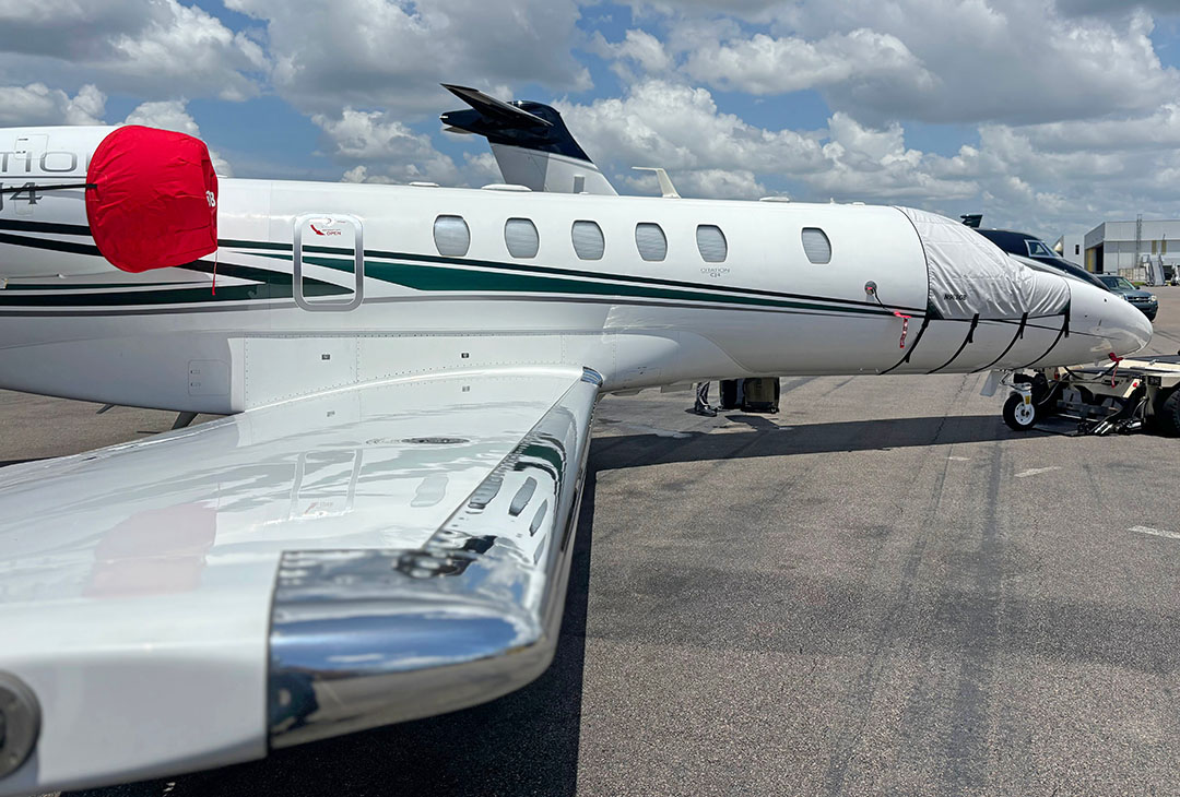 Cessna Citationjet 525C, CJ-4 Cockpit Cover